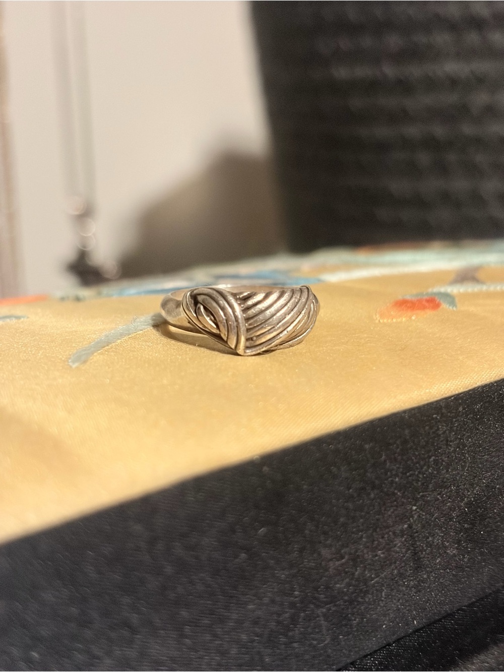Women’s Leaf-Textured Silver Ring